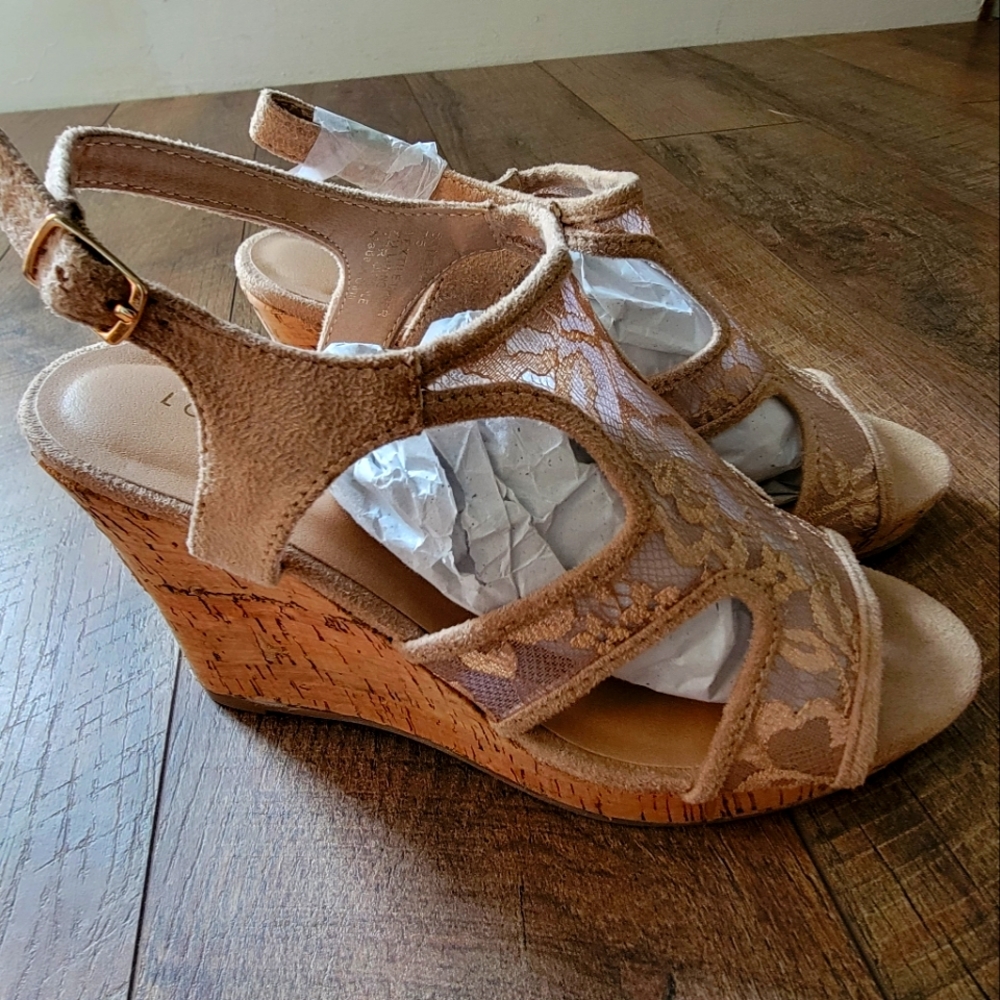 New London Rag wedge sandals Beige Sandra 7.5 new